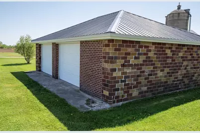 3553 County Line Road, Luxemburg, WI 54217 - Photo 5