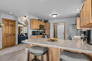 N1066 Vander Maazen Dr, Greenville, WI 54942 - Photo 9