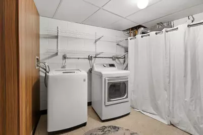 4545 W Pine Street #F, Appleton, WI 54914 - Photo 35