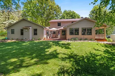 500 E Eagle Terrace, Green Bay, WI 54313 - Photo 3