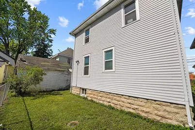 310 Broad Street, Oshkosh, WI 54901 - Photo 19