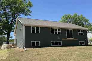 940 S Prospect St, Shawano, WI 54166 - Photo 7