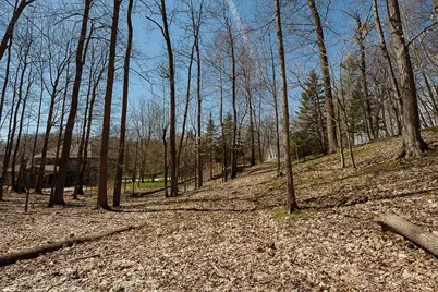 438 Edgewood Drive, Green Bay, WI 54302 - Photo 9