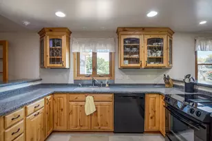 5170 Killdeer Ln, Oshkosh, WI 54901 - Photo 11