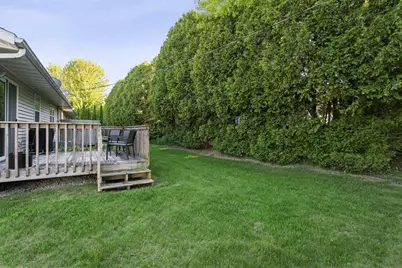 4537 Oaktree Court, Manitowoc, WI 54220 - Photo 15