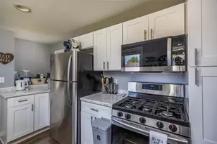 2432 Hickory Ln, Oshkosh, WI 54901 - Photo 11