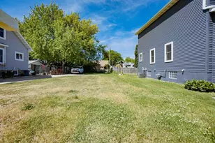 23 W Bank St, Fond du Lac, WI 54935 - Photo 1