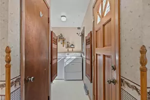 617 Marcella Ave, Combined Locks, WI 54113 - Photo 7