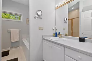 942 S Park Ave, Fond du Lac, WI 54935 - Photo 11