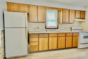 1020 S Smalley St, Shawano, WI 54166 - Photo 7
