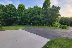 W3687 E Maple Dr, Iron Ridge, WI 53035 - Photo 9
