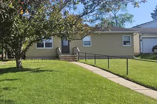 292 E Berlin St, Berlin, WI 54923 - Photo 5