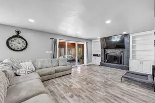 2004 Ledgeview Rd, De Pere, WI 54115 - Photo 3