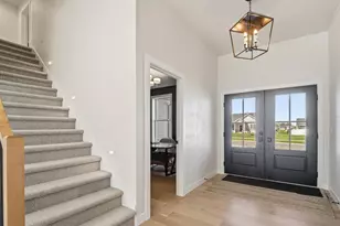N9250 Cassandra Wy, Appleton, WI 54915 - Photo 3