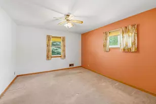 75 S Reserve Ave, Fond du Lac, WI 54935 - Photo 9