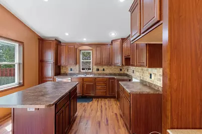 2110 Center Street, Green Bay, WI 54304 - Photo 7