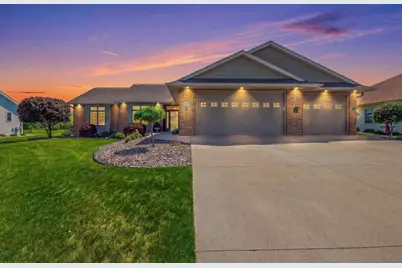 1229 Winchester Avenue, Fond du Lac, WI 54935 - Photo 1