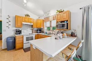 45 Jacob Ave, Oshkosh, WI 54902 - Photo 3