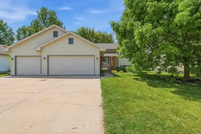 45 Jacob Avenue, Oshkosh, WI 54902 - Photo 1