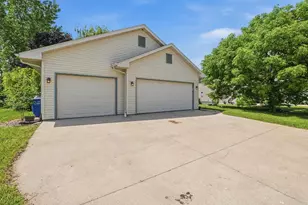 45 Jacob Ave, Oshkosh, WI 54902 - Photo 21