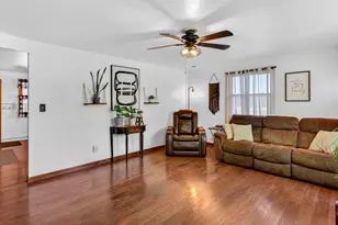 1438 W Kimberly Ave, Kimberly, WI 54136 - Photo 3