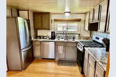 4631 Melody Lane, Oshkosh, WI 54904 - Photo 13