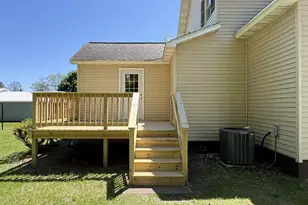 160 Washburn Ave, Oconto, WI 54153 - Photo 7