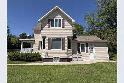 160 Washburn Avenue, Oconto, WI 54153 - Photo 3