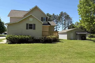 160 Washburn Ave, Oconto, WI 54153 - Photo 5