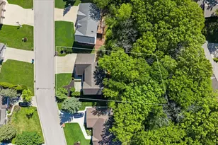 2752 Woodland Hills Ct, Green Bay, WI 54311 - Photo 73