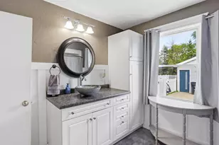 1420 N Owaissa St, Appleton, WI 54911 - Photo 11