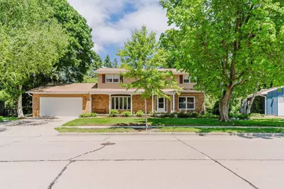 1040 Maricopa Drive, Oshkosh, WI 54904 - Photo 1
