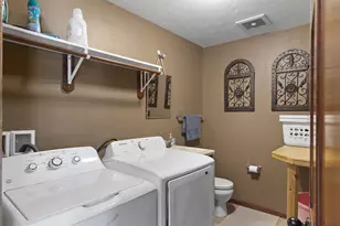 W7133 Englewood Dr, Greenville, WI 54942 - Photo 25