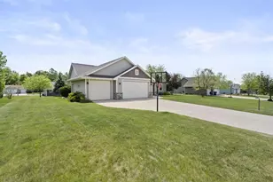 W7133 Englewood Dr, Greenville, WI 54942 - Photo 49