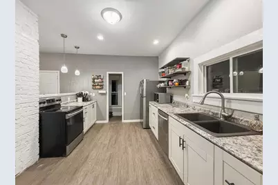 1319 8th Street, Marinette, WI 54143 - Photo 9