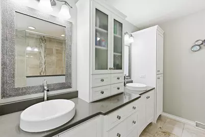 3296 Pioneer Drive, Green Bay, WI 54313 - Photo 33
