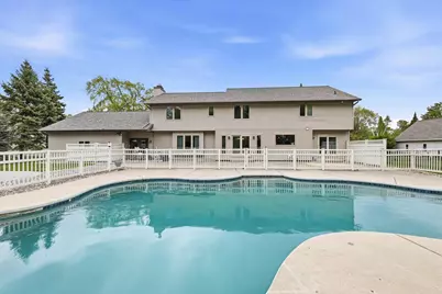 3296 Pioneer Drive, Green Bay, WI 54313 - Photo 5
