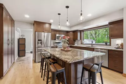 3296 Pioneer Drive, Green Bay, WI 54313 - Photo 11