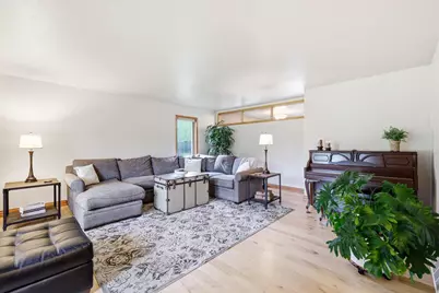 3296 Pioneer Drive, Green Bay, WI 54313 - Photo 15