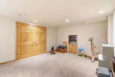3296 Pioneer Drive, Green Bay, WI 54313 - Photo 53