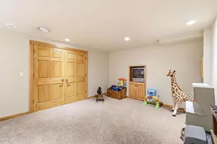 3296 Pioneer Dr, Green Bay, WI 54313 - Photo 53