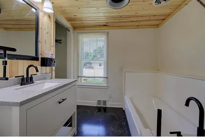 1841 Oakdale Avenue, Green Bay, WI 54302 - Photo 35