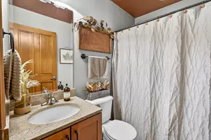1795 Gateway Meadows Ln, Neenah, WI 54956 - Photo 29