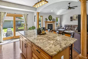 1795 Gateway Meadows Ln, Neenah, WI 54956 - Photo 13
