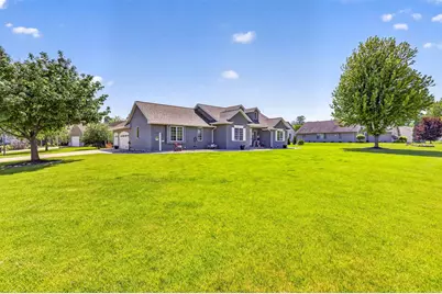 1795 Gateway Meadows Lane, Neenah, WI 54956 - Photo 45
