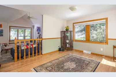 1752 Hunters Glen Drive, Oshkosh, WI 54904 - Photo 7