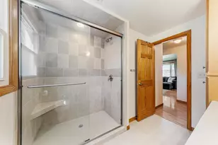 1932 Maplecrest Dr, Appleton, WI 54915 - Photo 15
