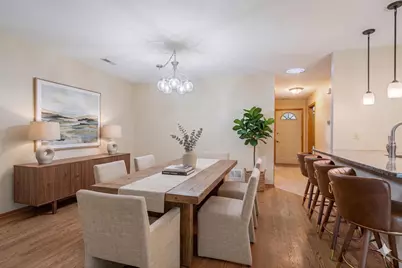 11014 Mequon Square Drive, Mequon, WI 53092 - Photo 5