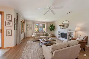 11014 Mequon Square Dr, Mequon, WI 53092 - Photo 3