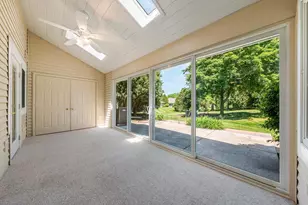11014 Mequon Square Dr, Mequon, WI 53092 - Photo 17